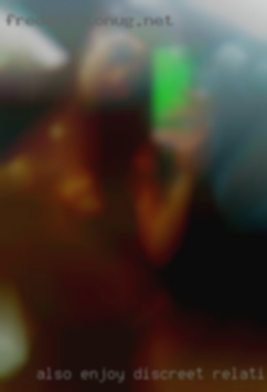 Also enjoy discreet relationship sites four play and giving massage.